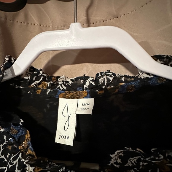 JOIE Swiss Dot Floral Print Ruffled Split Tie Neck Blouse Size Medium - Picture 2 of 5